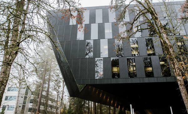 Don T Worry Be Nike Oregon S Flagship Company Has Done Wrong Why Aren T Its Employees Resisting Willamette Week
