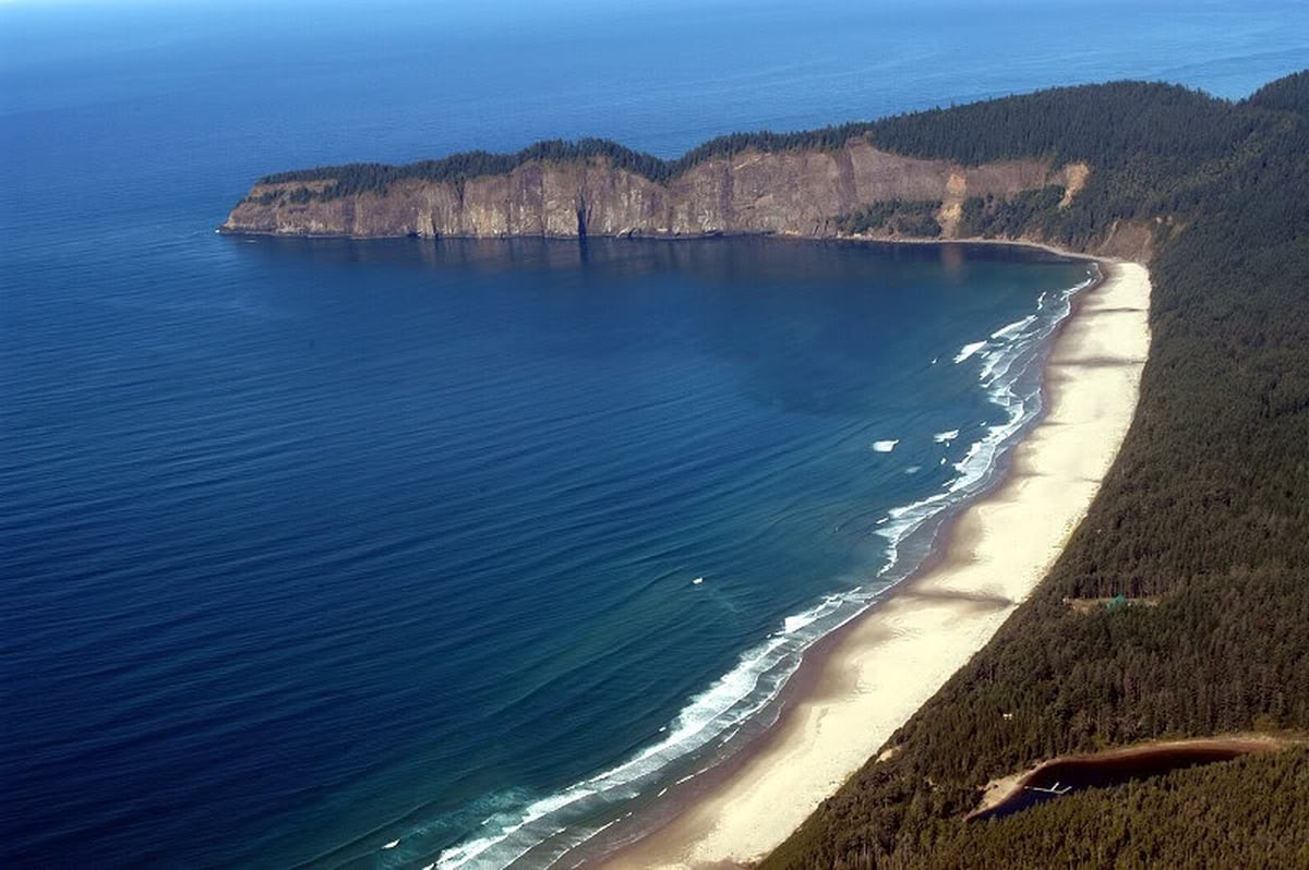 Camp_Meriwether_Cape_Lookout_State_Park.jpg