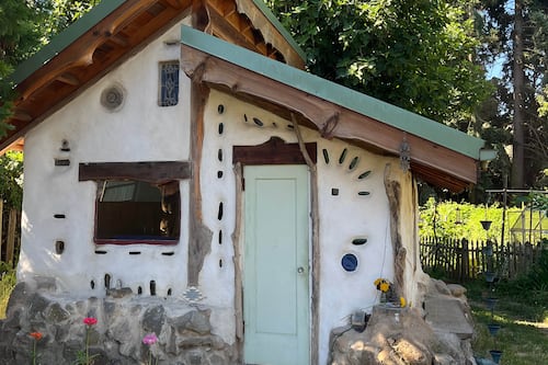 North Portland’s Yoga & Animal Rights Alliance Is a Home for Animals Seeking Refuge