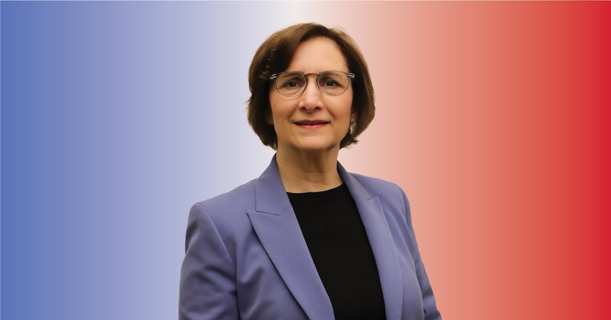 Rep. Suzanne Bonamici Moves to Impeach U.S. Education Secretary