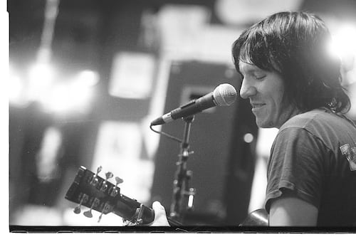 New Elliott Smith Biography ‘Nobody Broke Your Heart’ Publishes Aug. 25