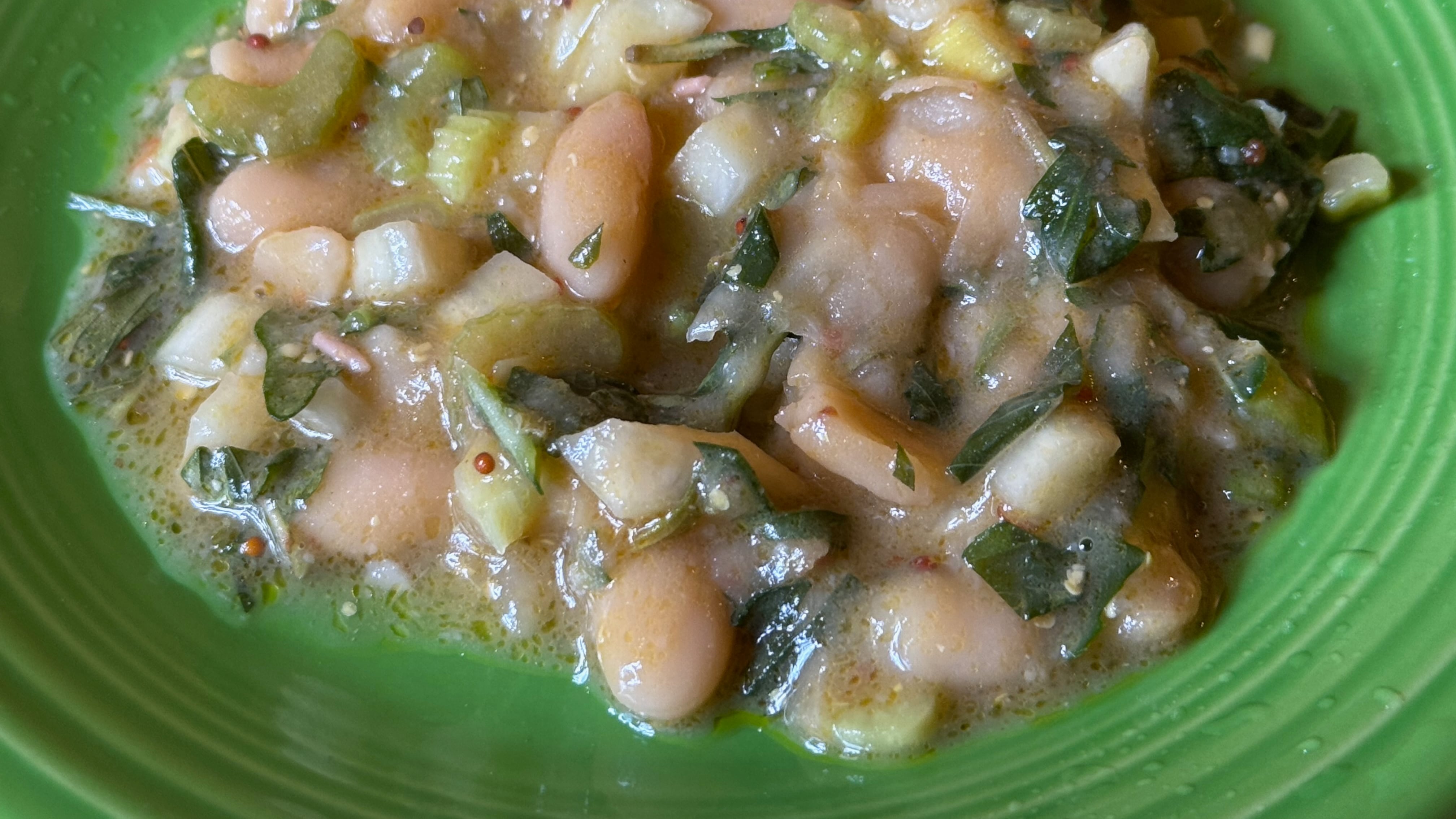 White Bean Salad with Arugula, Celery and Mint