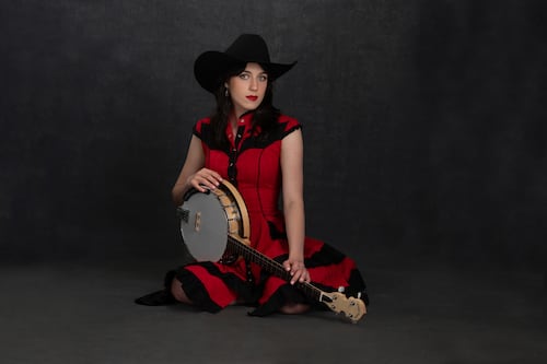 “Entertainer: Autumn Equinox” Is Shannon Wiancko’s Second EP in Three Months