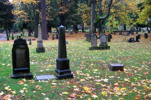 Multnomah County Formally Apologizes for Desecrating the Graves of Chinese Immigrants and Chinese Americans in Lone Fir Cemetery