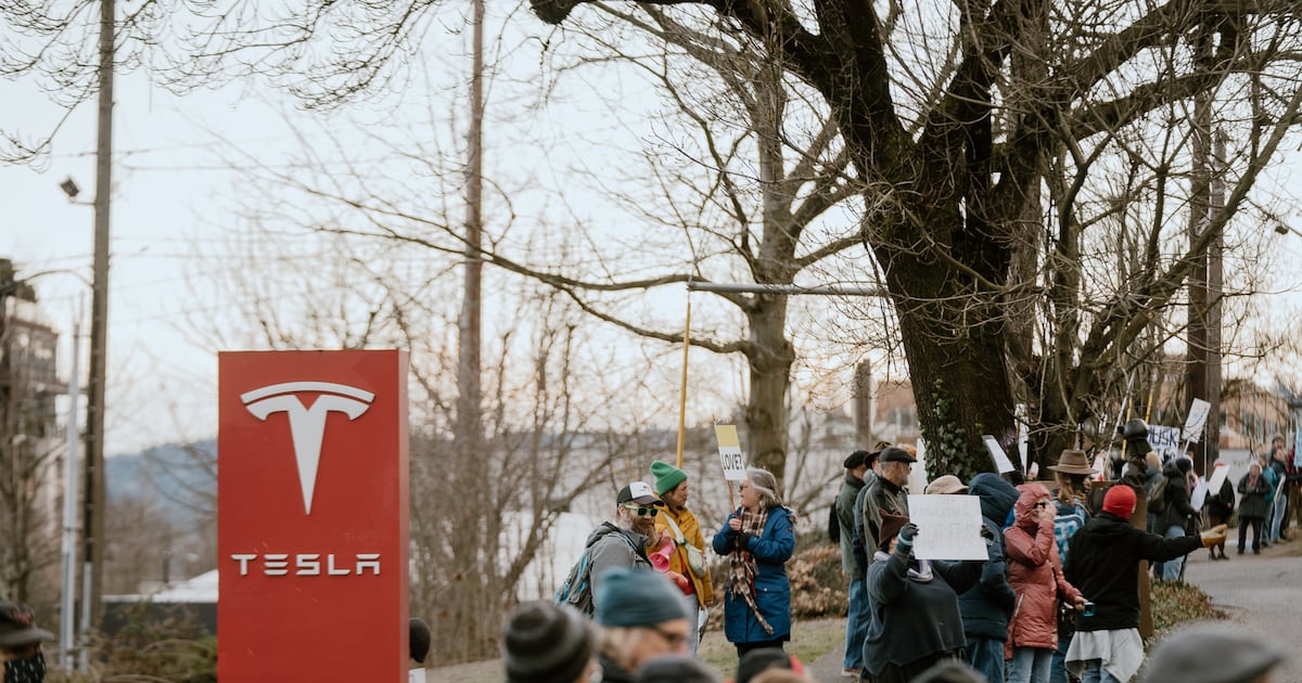 An Oregon Lobbying Firm Adds Tesla to Its Client Roster