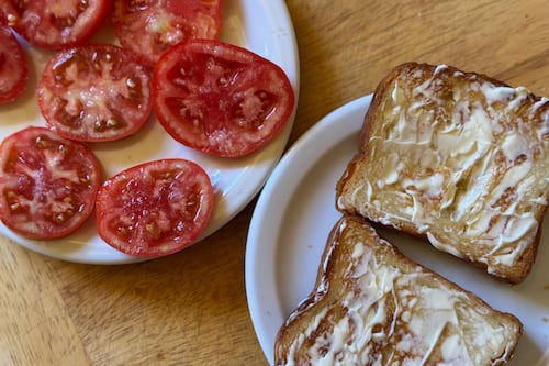 What We’re Cooking This Week: Tomato Tartines