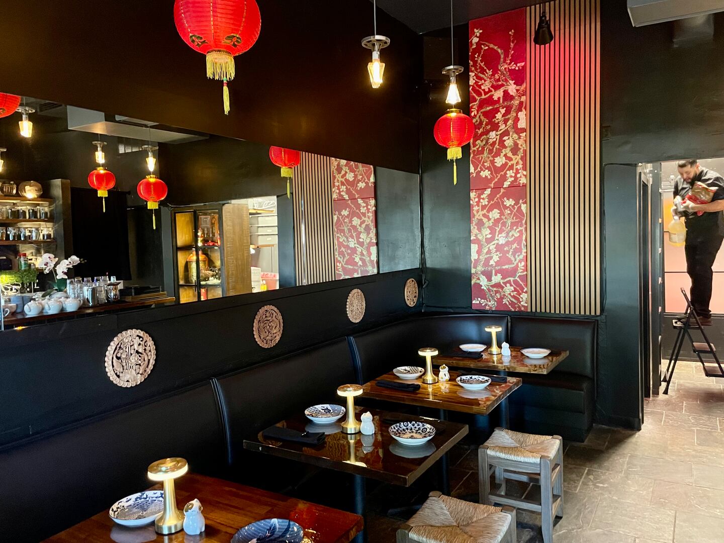 Top Burmese Opens Beaverton Tea House