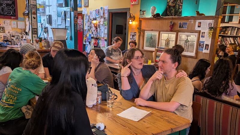 Trivia Night at Rose City Book Pub Brings a Highbrow Trivia A-Game