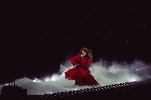 Show Review: Florence + the Machine Fires on All Cylinders at Moda Center