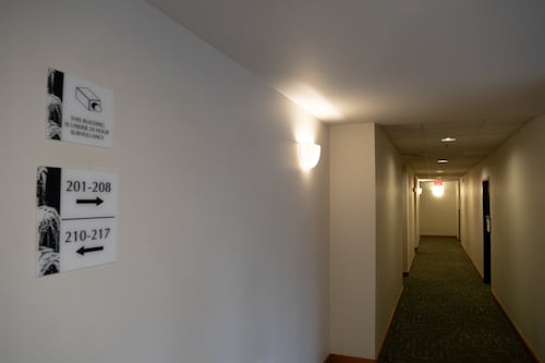 Home Forward Officials Brief Board on Agency’s Struggles