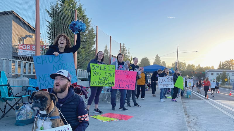 Portland’s Best Endurance Cheerleaders