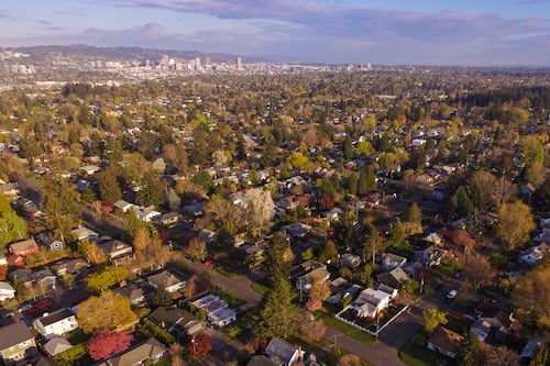 Why Does It Smell Like Rotten Asshole in Several of These Lofty Gentrified Areas?