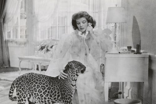 Get Your Reps In: ‘Bringing Up Baby’ Feels Beamed Out of Screwball Heaven