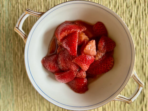What We’re Cooking This Week: Balsamic Pickled Strawberries