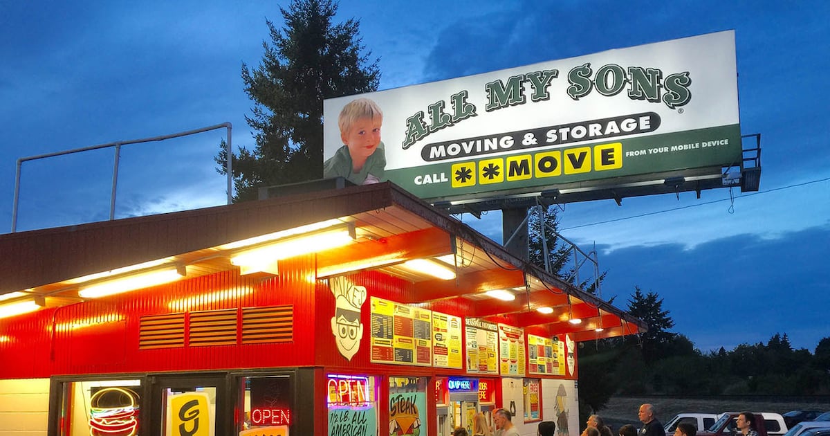 Photo Exhibit Explores TriMet’s Bus Route No. 75 Photo Exhibit Explores TriMet’s Bus Route No. 75