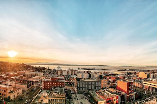 Soak Up the Sunshine in Everett This Summer
