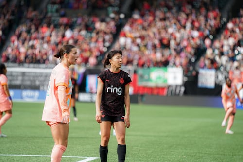 Thorns Trade Midfielder Hina Sugita to Los Angeles