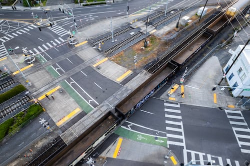 Readers Respond to Railroad Crossing Waits on the Central Eastside