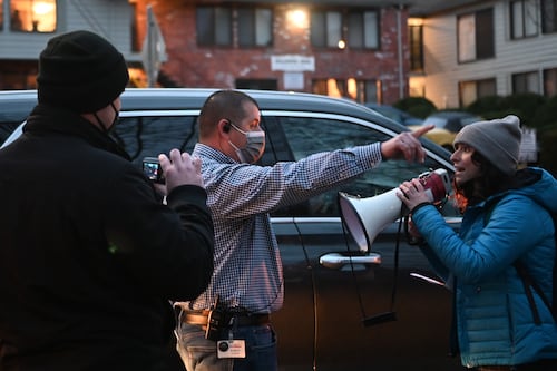 Holiday Strike at Fred Meyer Ends After One Day