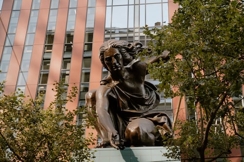 Readers Respond to Home Forward CEO Pay, Taxing Vacant Properties, and Reviving the River