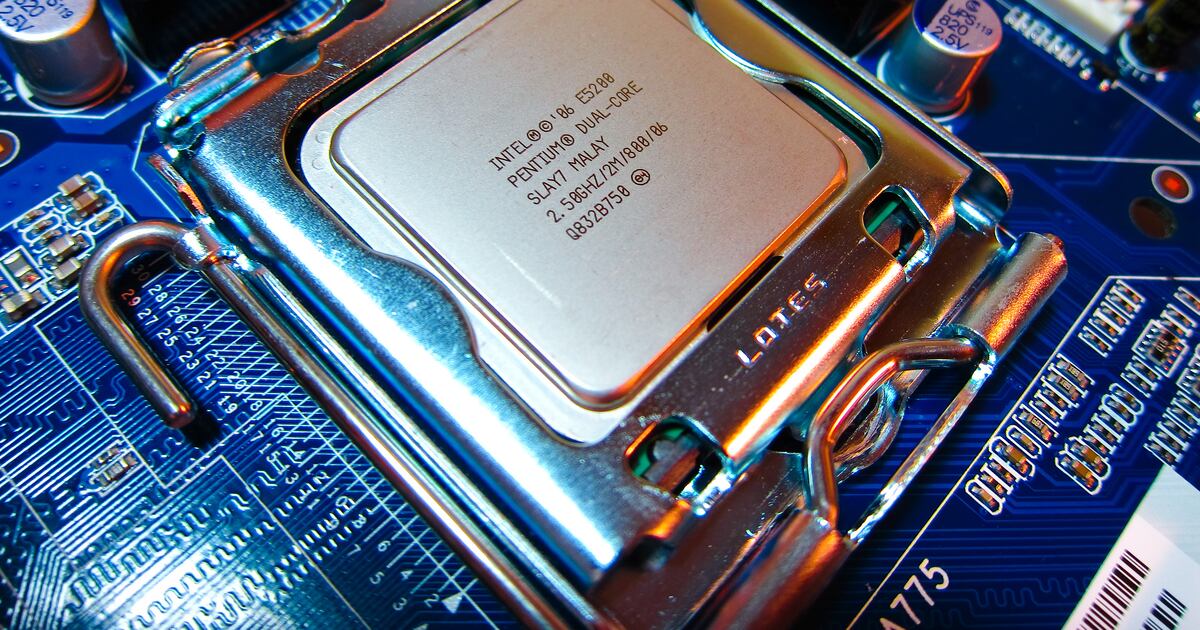 Intel Engineer Rakes in Cash for a Congressional Bid