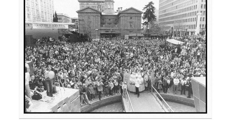 1984: Pioneer Courthouse Square