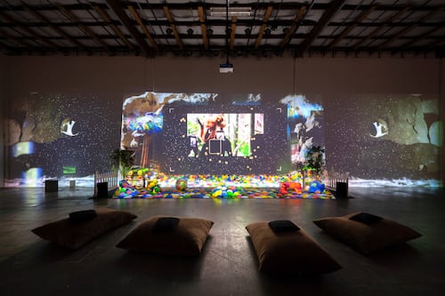 ‘MORE’ Escapes the Corny Pitfalls of 3D and Immersive Art Works