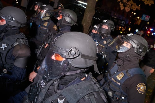 City Council Passes Mask Ban for Law Enforcement
