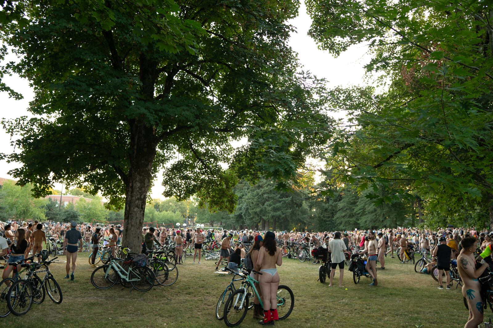 bodies-bodies-bodies-photos-from-the-portland-world-naked-bike-ride