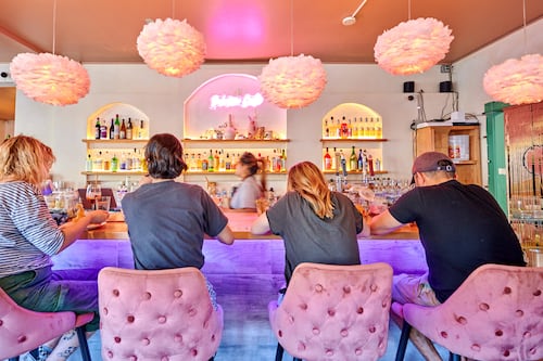 Buckman’s New Thai Restaurant RukDiew Cafe Pays Tribute to Mom’s Cooking