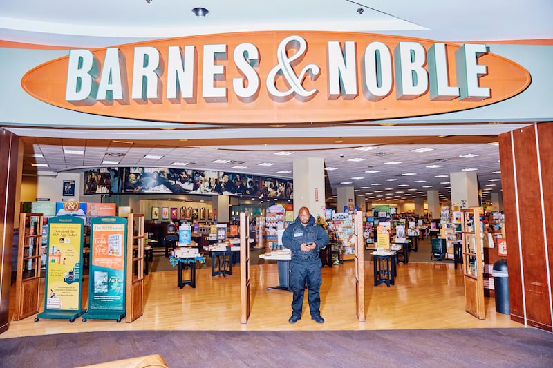 We Refuse to Let the Mall Die