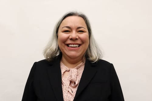 Myrna Muñoz Unseats Sen. Janeen Sollman in Key Democratic Primary