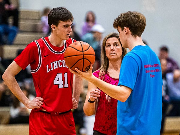 A Mom at Lincoln High School Gets to Coach Her Big Boys