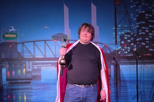 Ian Yearsley Wins Portland’s Funniest Person Competition at Helium Comedy Club